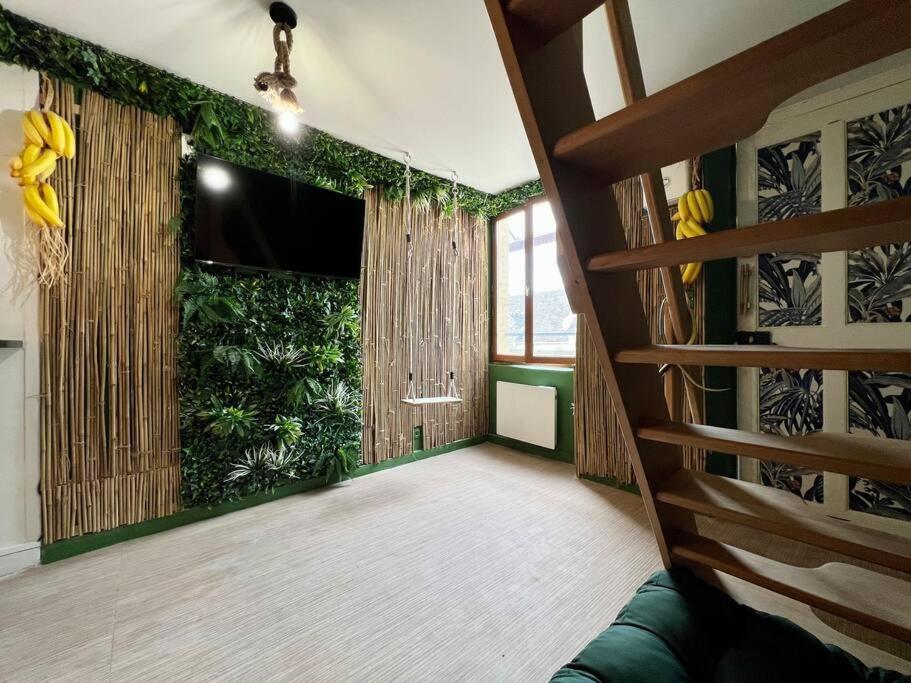 Nuit Dans La Jungle - Love Room Souppes-sur-Loing Exterior photo